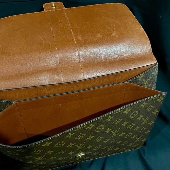 Louis Vuitton Vintage Monogram Portfolio - Picture 4 of 10
